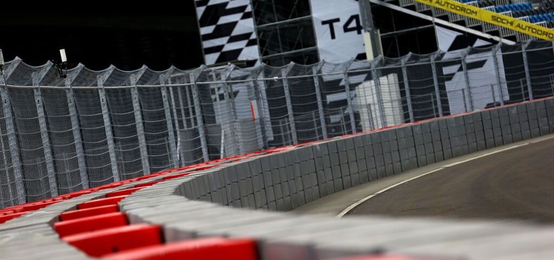 mur de pneus en formule 1 remplacés